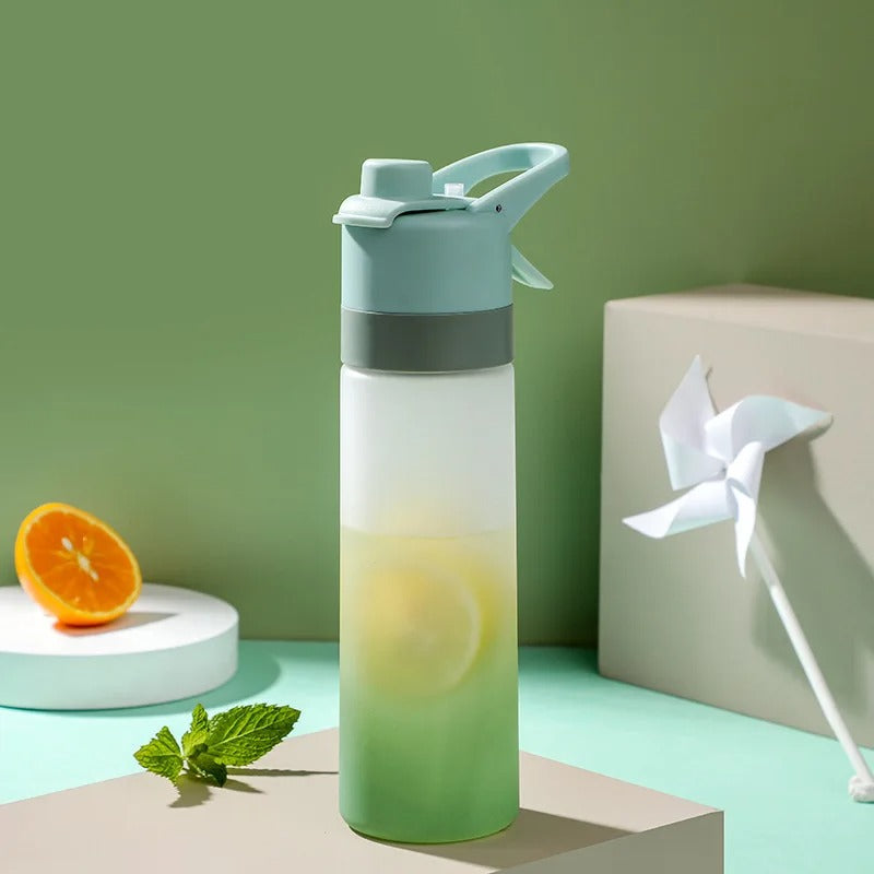Bouteille d’eau 700 ml avec spray – Sans BPA
